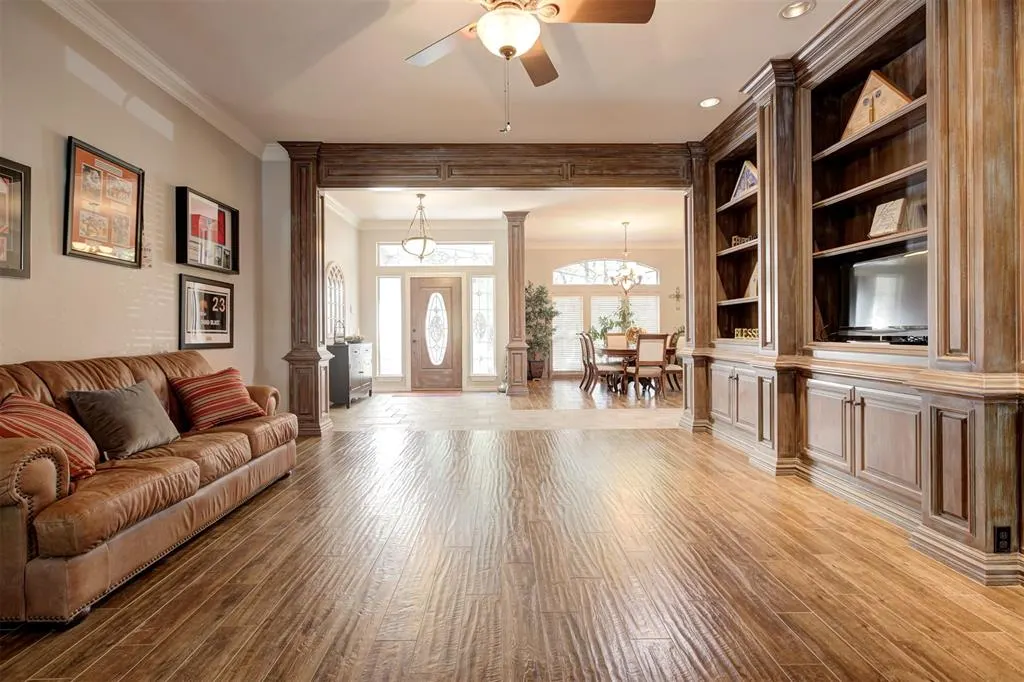 Photo 6 — 1823 Oak Forest Drive, Edmond, OK 73025