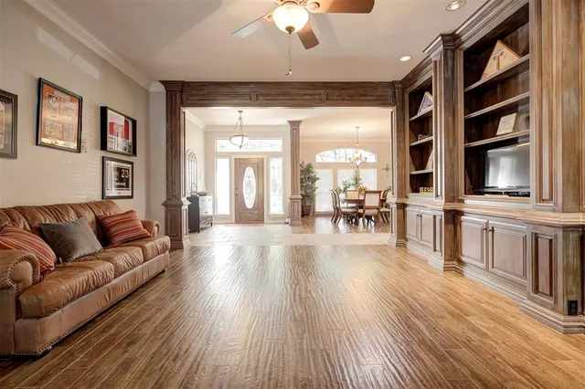 Photo 6 — 1823 Oak Forest Drive, Edmond, OK 73025