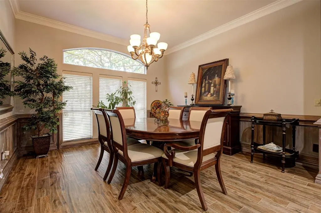 Photo 9 — 1823 Oak Forest Drive, Edmond, OK 73025