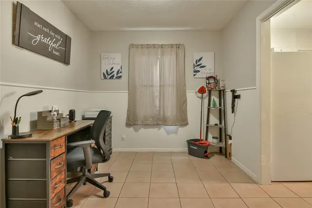 Photo 6 — 1009 N Farra Drive, Oklahoma City, OK 73107