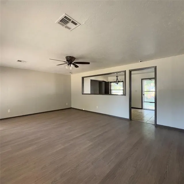 Photo 5 — 4741 SE 18th, Del City, OK 73115
