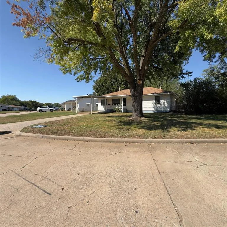 Photo 14 — 4741 SE 18th, Del City, OK 73115