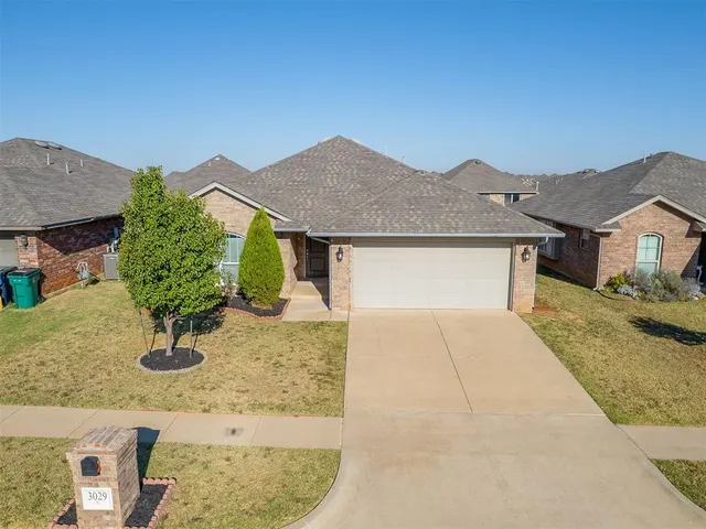 Front exterior — 3029 NW 182nd Street, Edmond, OK 73012