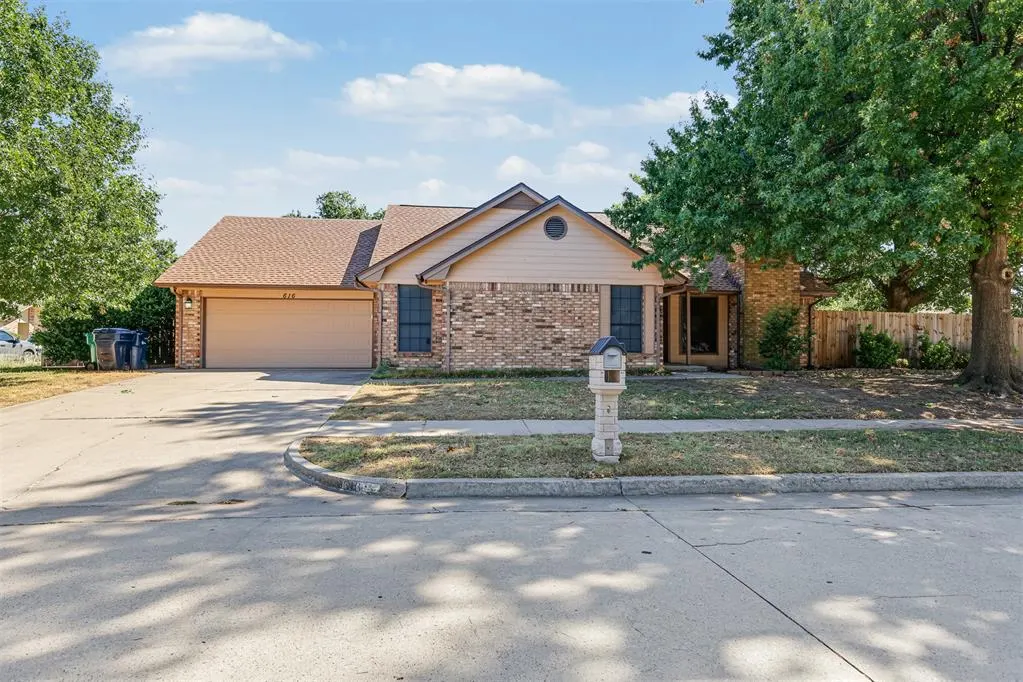 Photo 3 — 616 Cypress Drive, Oklahoma City, OK 73170