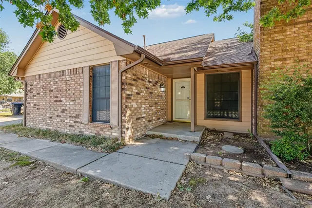 Photo 6 — 616 Cypress Drive, Oklahoma City, OK 73170