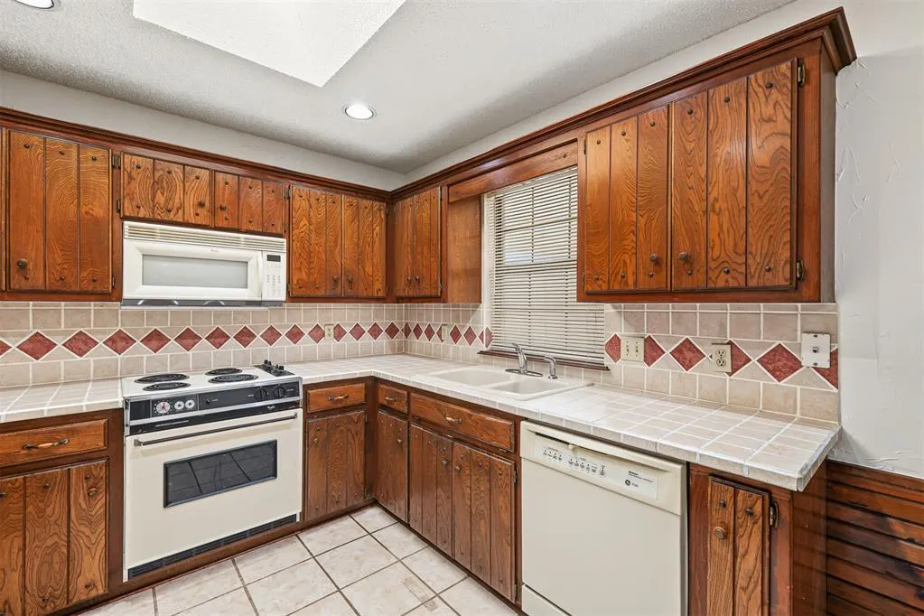 Photo 18 — 616 Cypress Drive, Oklahoma City, OK 73170