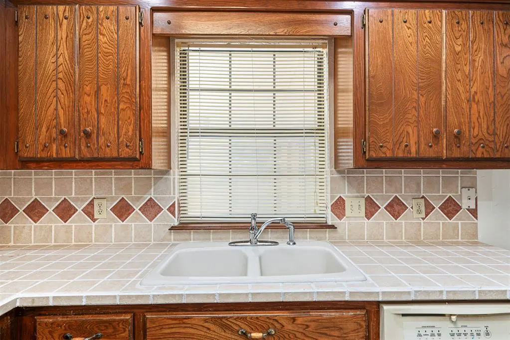 Photo 19 — 616 Cypress Drive, Oklahoma City, OK 73170