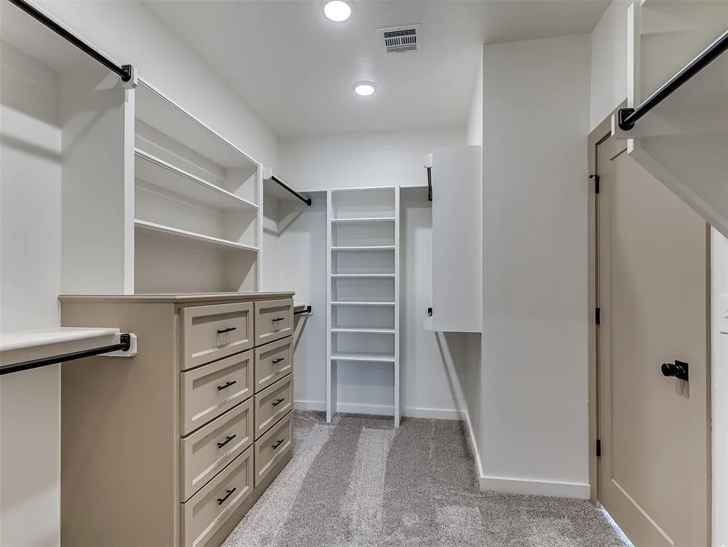 Photo 17 — 21200 Reserve Circle, Harrah, OK 73045