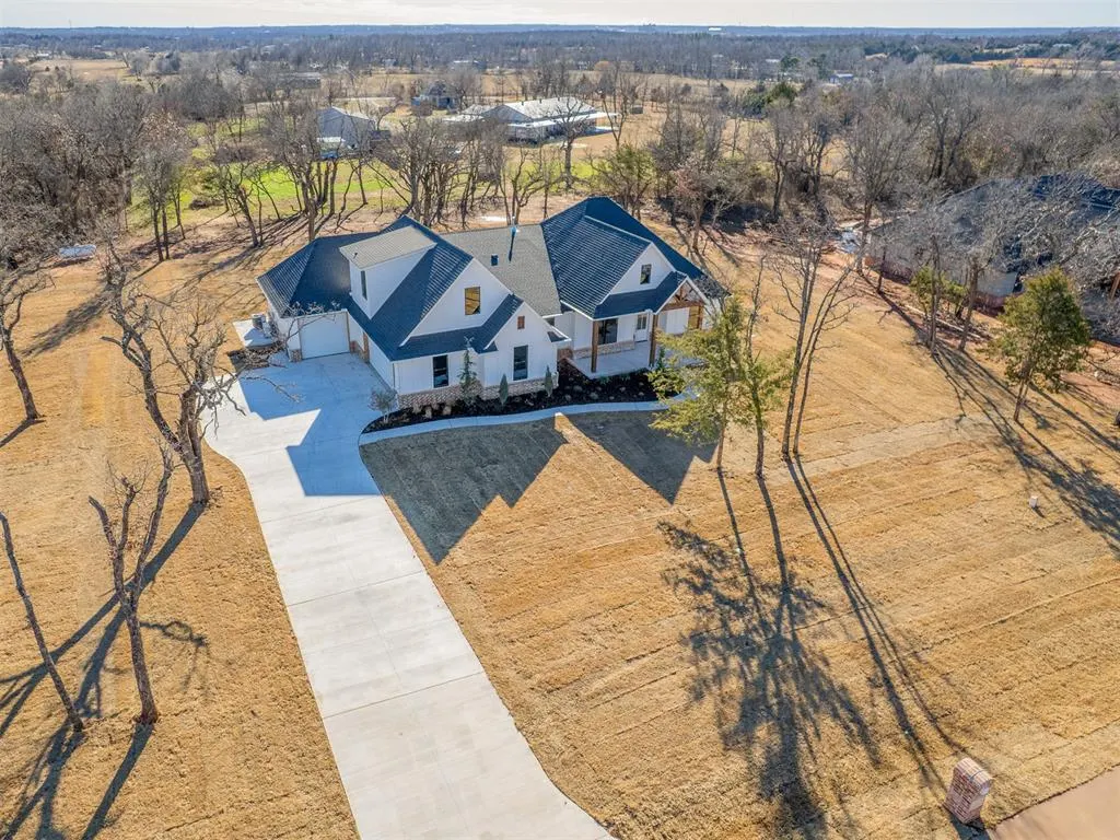 Photo 26 — 21200 Reserve Circle, Harrah, OK 73045