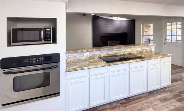 Photo 2 — 2717 Rolling Hills Terrace, Edmond, OK 73012