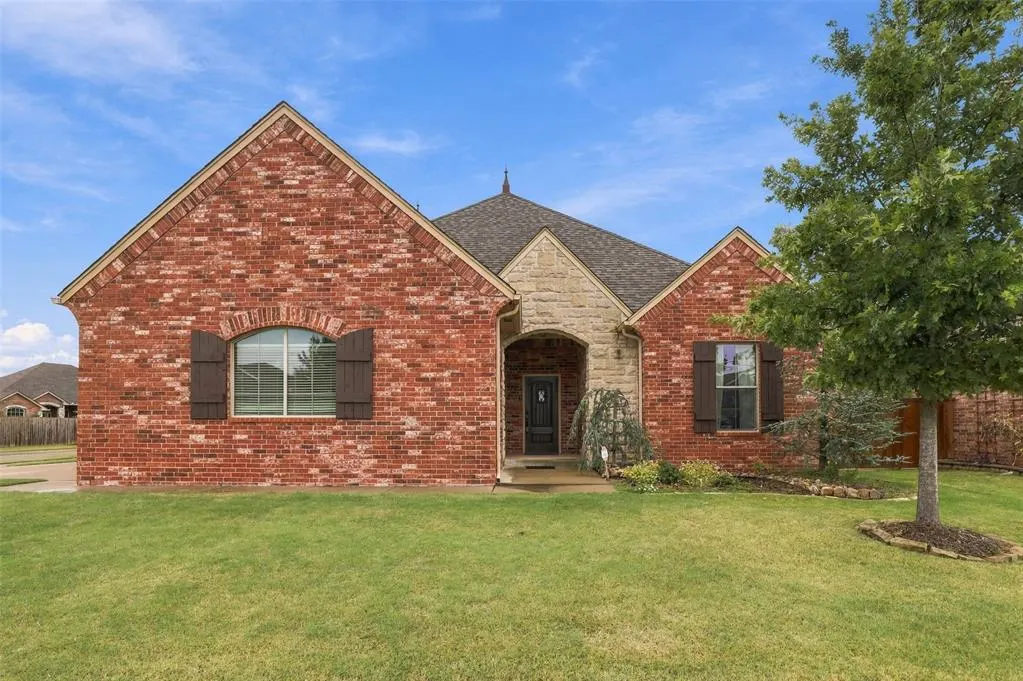 Front exterior — 13608 Cobblestone Curve Road, Oklahoma City, OK 73142