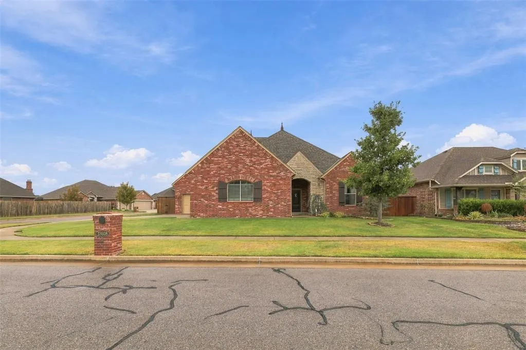 Photo 3 — 13608 Cobblestone Curve Road, Oklahoma City, OK 73142