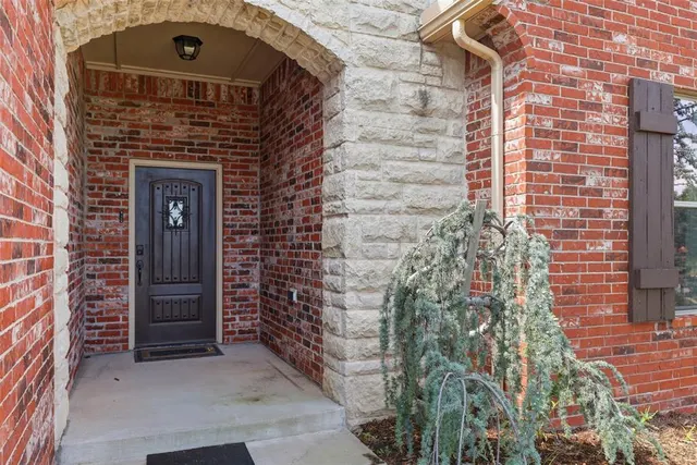 Photo 4 — 13608 Cobblestone Curve Road, Oklahoma City, OK 73142