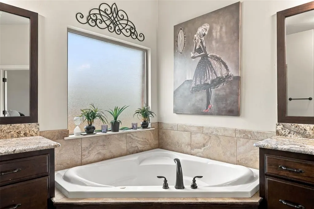 Photo 22 — 13608 Cobblestone Curve Road, Oklahoma City, OK 73142
