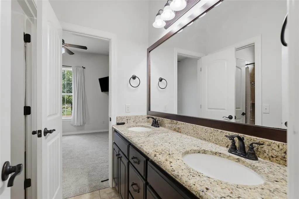 Photo 29 — 13608 Cobblestone Curve Road, Oklahoma City, OK 73142
