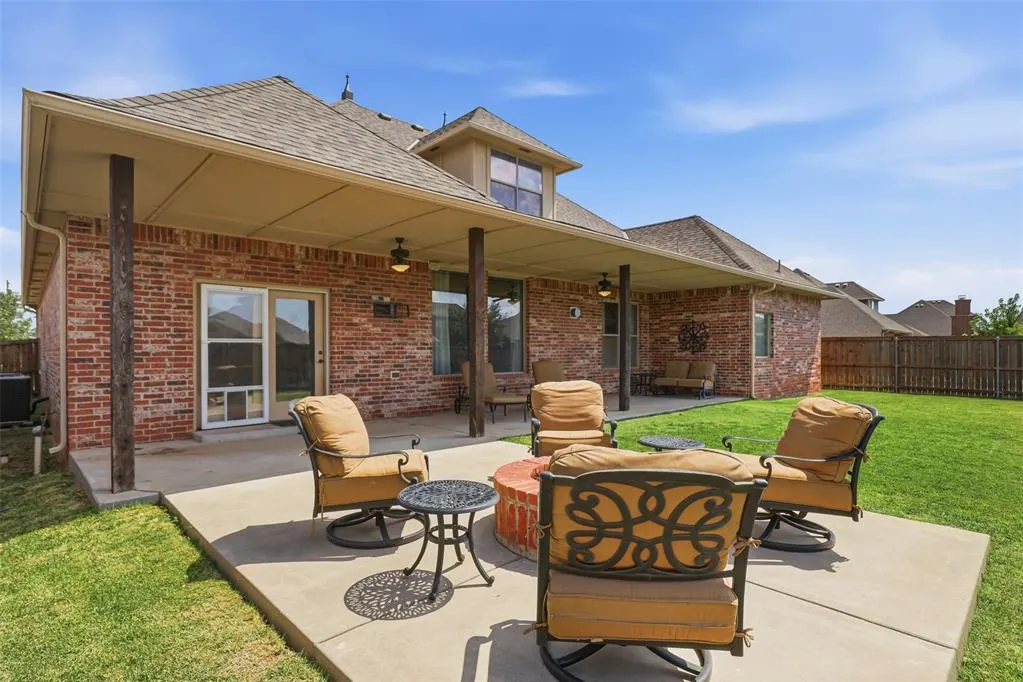 Photo 41 — 13608 Cobblestone Curve Road, Oklahoma City, OK 73142