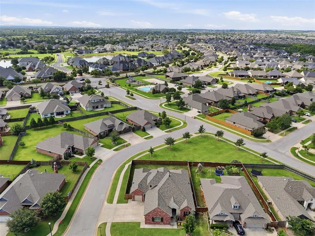 Photo 45 — 13608 Cobblestone Curve Road, Oklahoma City, OK 73142