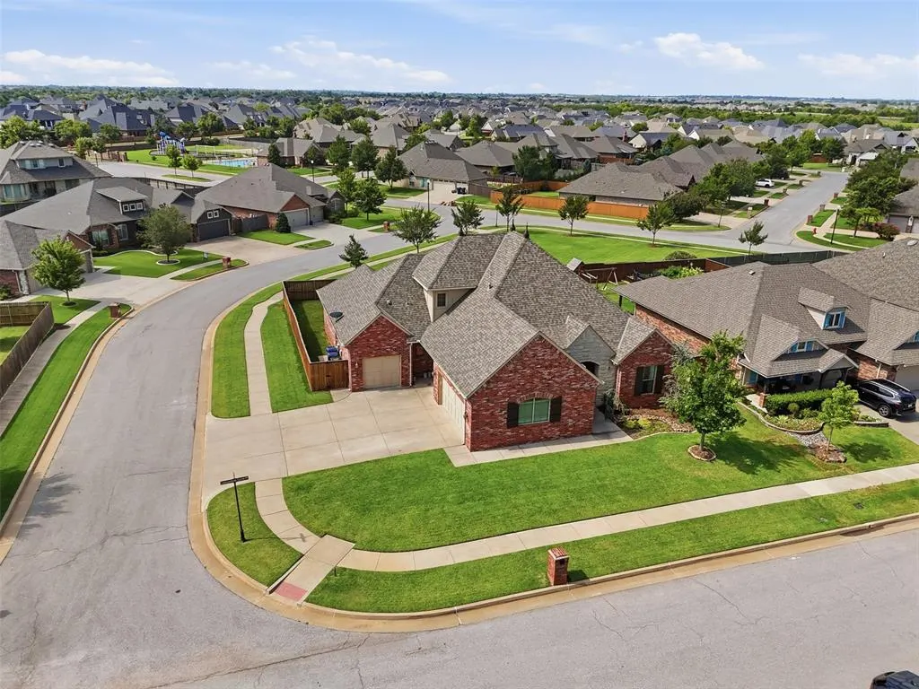 Photo 48 — 13608 Cobblestone Curve Road, Oklahoma City, OK 73142