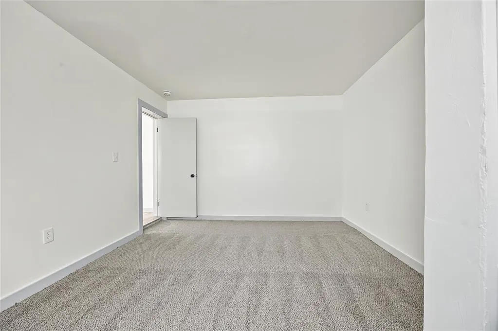 Photo 5 — 2721 N Outpost Drive, Oklahoma City, OK 73141