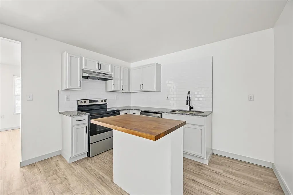 Photo 11 — 2721 N Outpost Drive, Oklahoma City, OK 73141