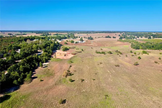 Photo 6 — 0002 N Peebly Road, Harrah, OK 73045