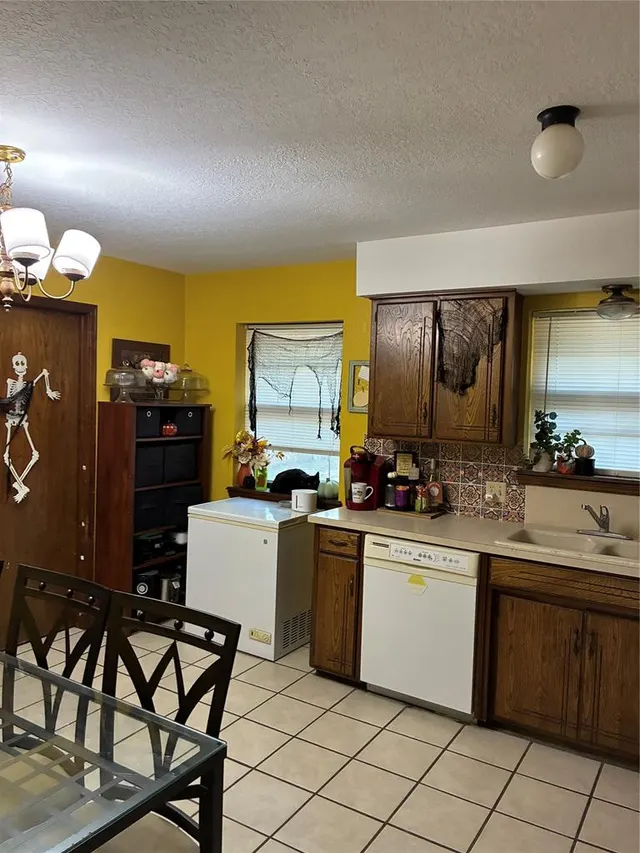 Photo 6 — 5106 W Cherokee Avenue, Enid, OK 73703