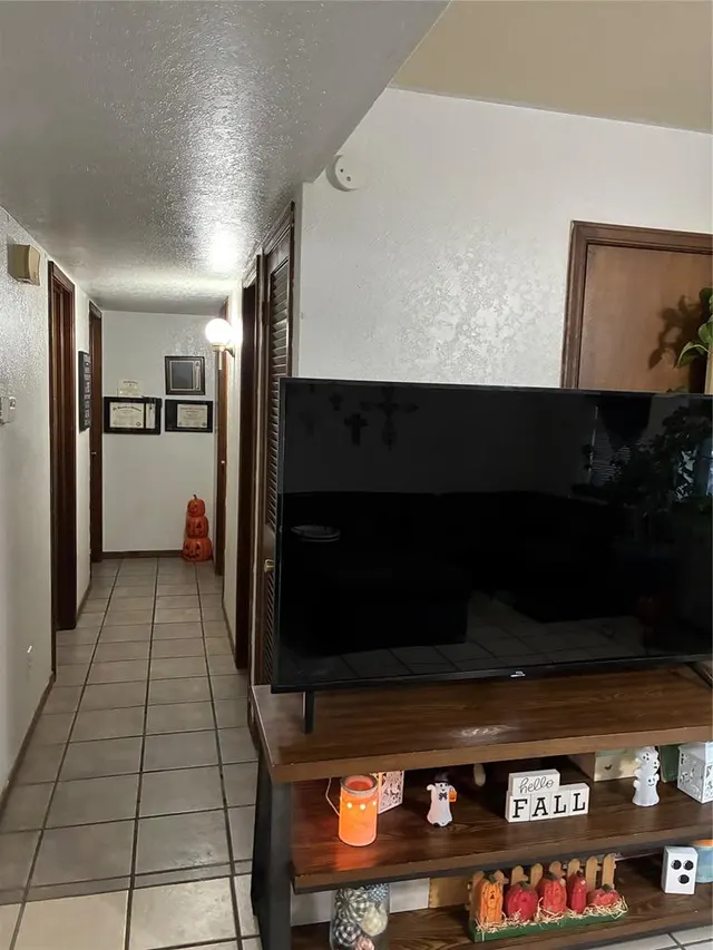 Photo 7 — 5106 W Cherokee Avenue, Enid, OK 73703