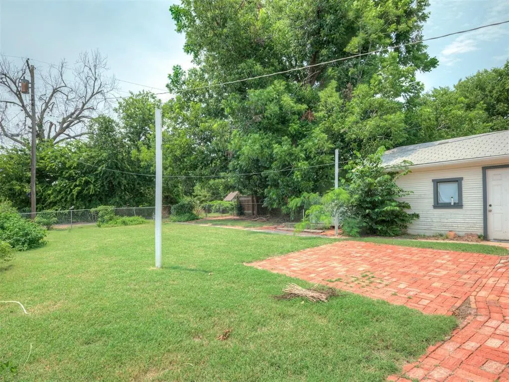 Photo 18 — 505 N Park Place, Guthrie, OK 73044
