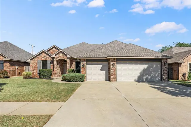 Front exterior — 8821 NW 114th Street, Oklahoma City, OK 73162