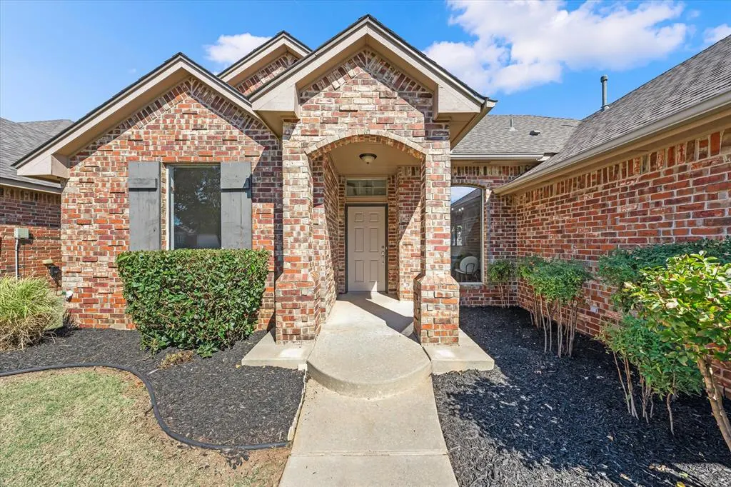 Photo 2 — 8821 NW 114th Street, Oklahoma City, OK 73162