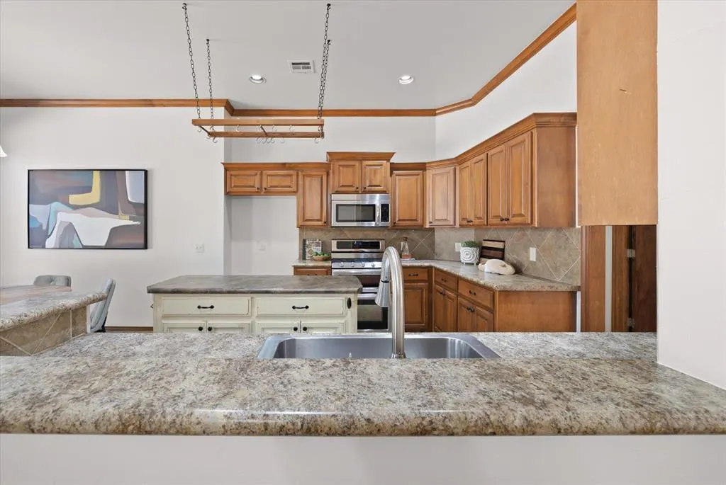 Photo 8 — 8821 NW 114th Street, Oklahoma City, OK 73162