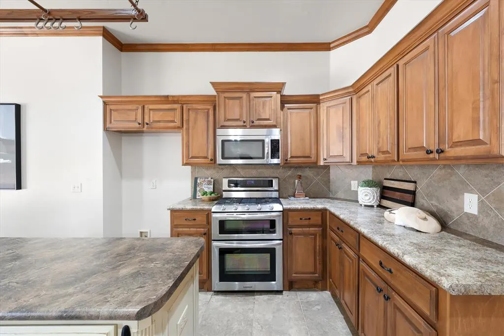 Photo 11 — 8821 NW 114th Street, Oklahoma City, OK 73162