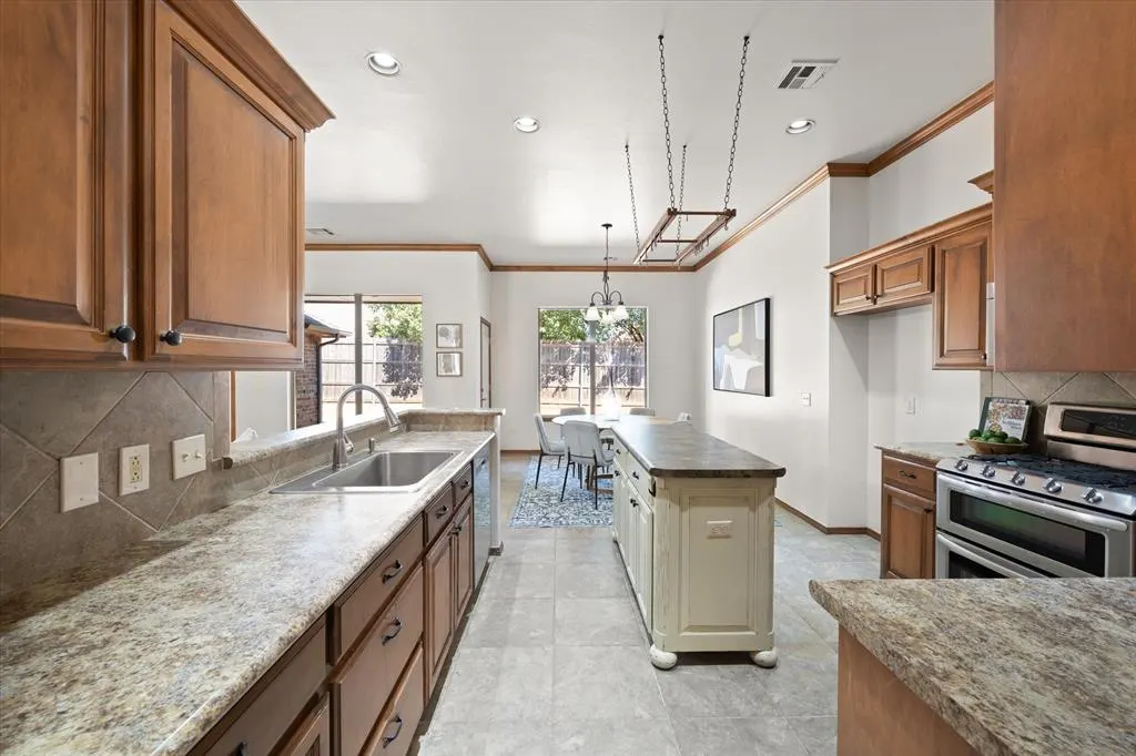 Photo 14 — 8821 NW 114th Street, Oklahoma City, OK 73162
