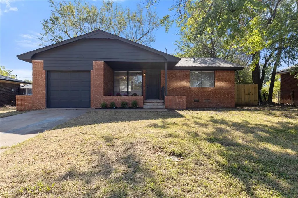 Front exterior — 704 Hedge Drive, Midwest City, OK 73110