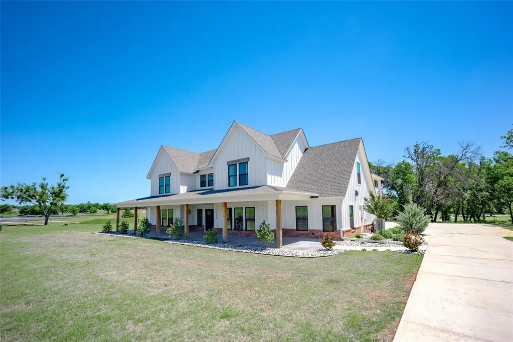 Photo 2 — 2299 Clubhouse Drive, Blanchard, OK 73010