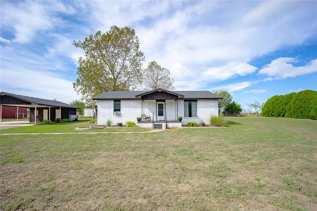 Front exterior — 21099 May Avenue, Purcell, OK 73080