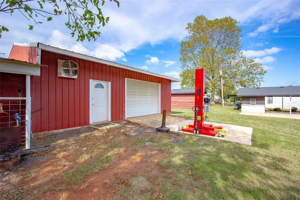 Photo 31 — 21099 May Avenue, Purcell, OK 73080