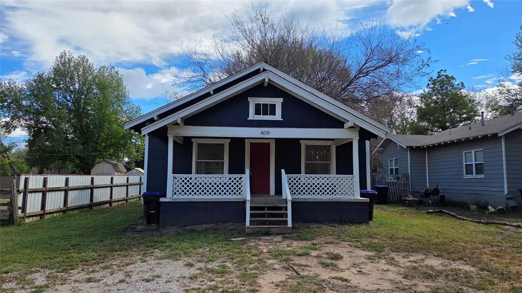 Photo 2 — 409 N 4th Street, Noble, OK 73068