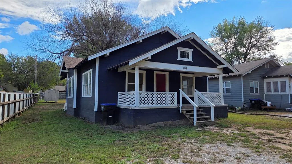 Photo 3 — 409 N 4th Street, Noble, OK 73068