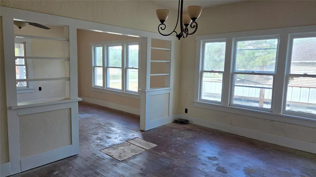 Photo 9 — 409 N 4th Street, Noble, OK 73068