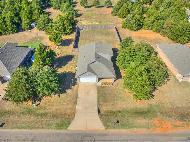 Photo 5 — 9509 Prairie Dog Drive, Edmond, OK 73034