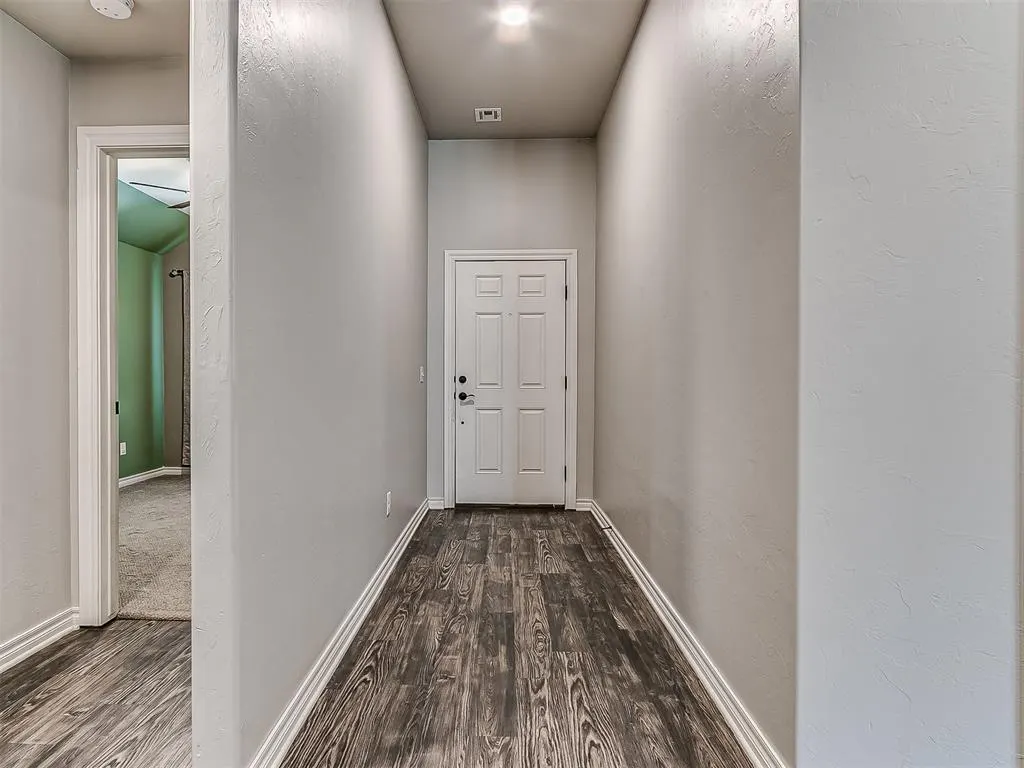 Photo 7 — 9509 Prairie Dog Drive, Edmond, OK 73034