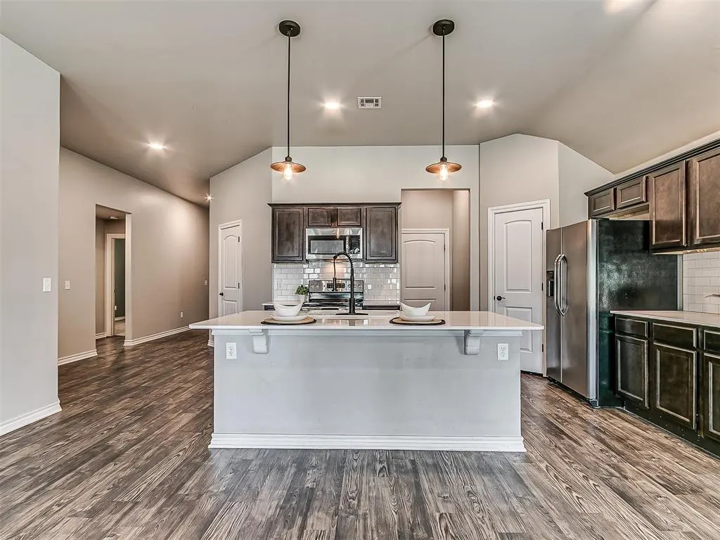 Photo 11 — 9509 Prairie Dog Drive, Edmond, OK 73034