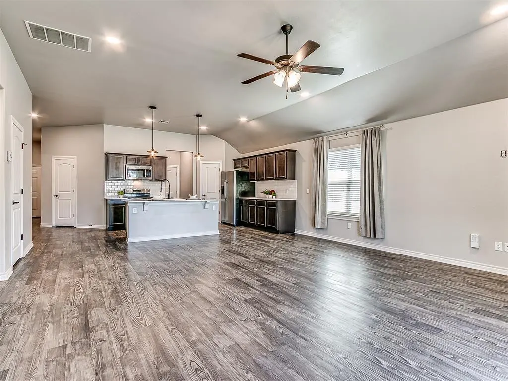 Photo 18 — 9509 Prairie Dog Drive, Edmond, OK 73034