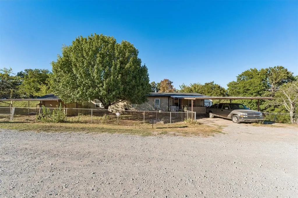Front exterior — 19001 Rolling Oak Road, Newalla, OK 74857