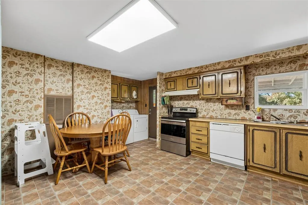 Photo 14 — 19001 Rolling Oak Road, Newalla, OK 74857
