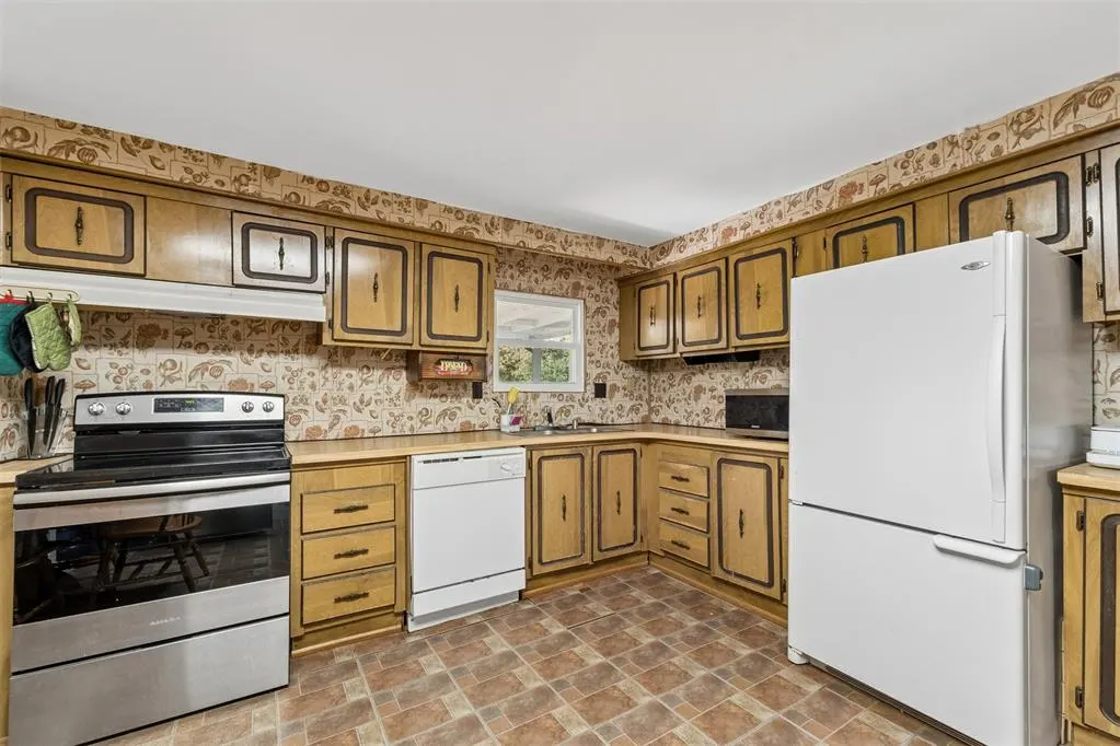 Photo 15 — 19001 Rolling Oak Road, Newalla, OK 74857
