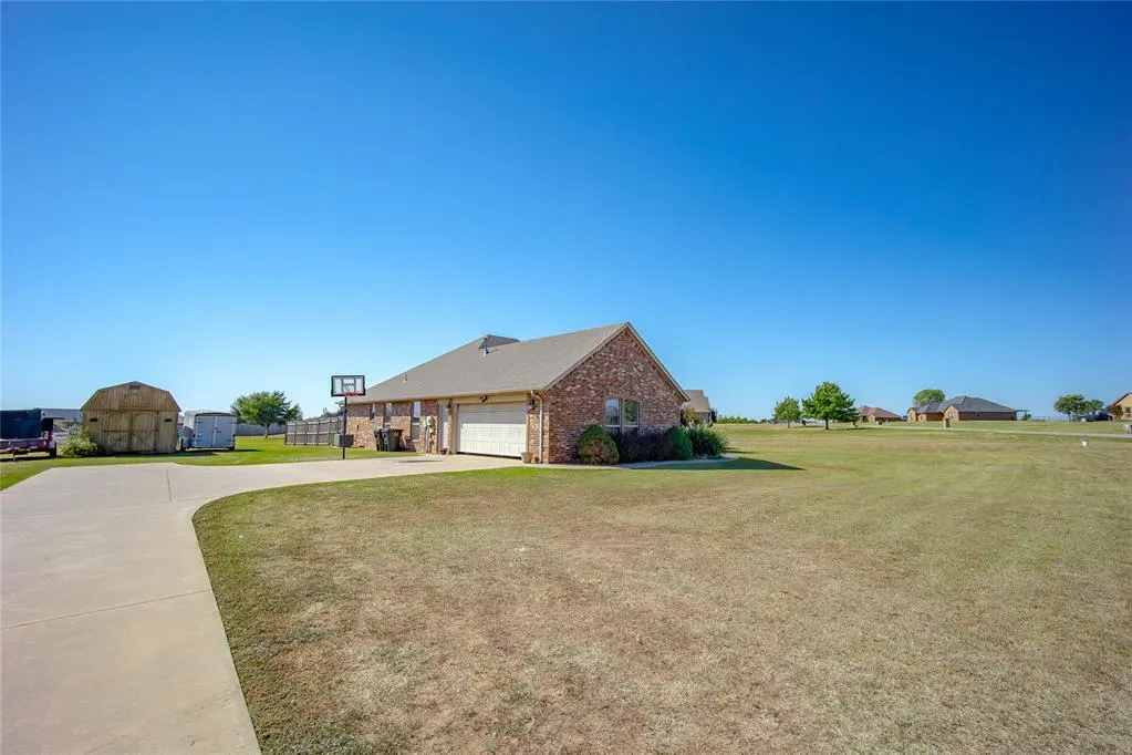 Photo 5 — 2293 County Road 1311, Blanchard, OK 73010