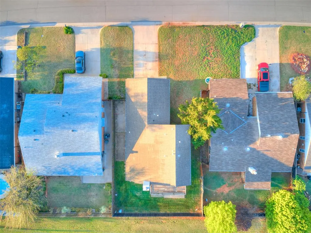 Photo 8 — 6713 Bayberry Drive, Oklahoma City, OK 73162