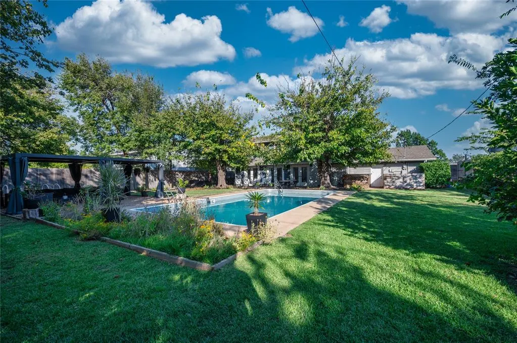 Photo 8 — 4813 Morris Lane, Oklahoma City, OK 73112